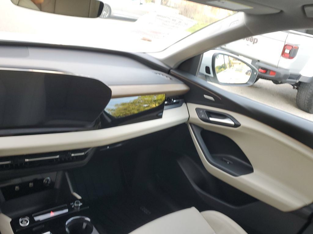 Used 2025 Audi Q6 e-tron Premium Plus w/ Premium Plus RWD image 22