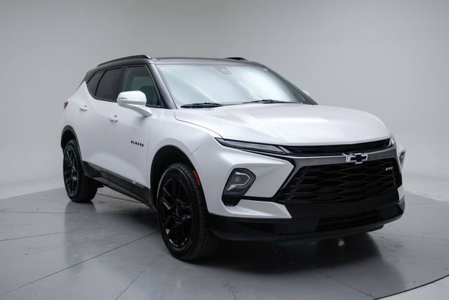 Used 2023 Chevrolet Blazer RS w/ Enhanced Convenience Package FWD image 10