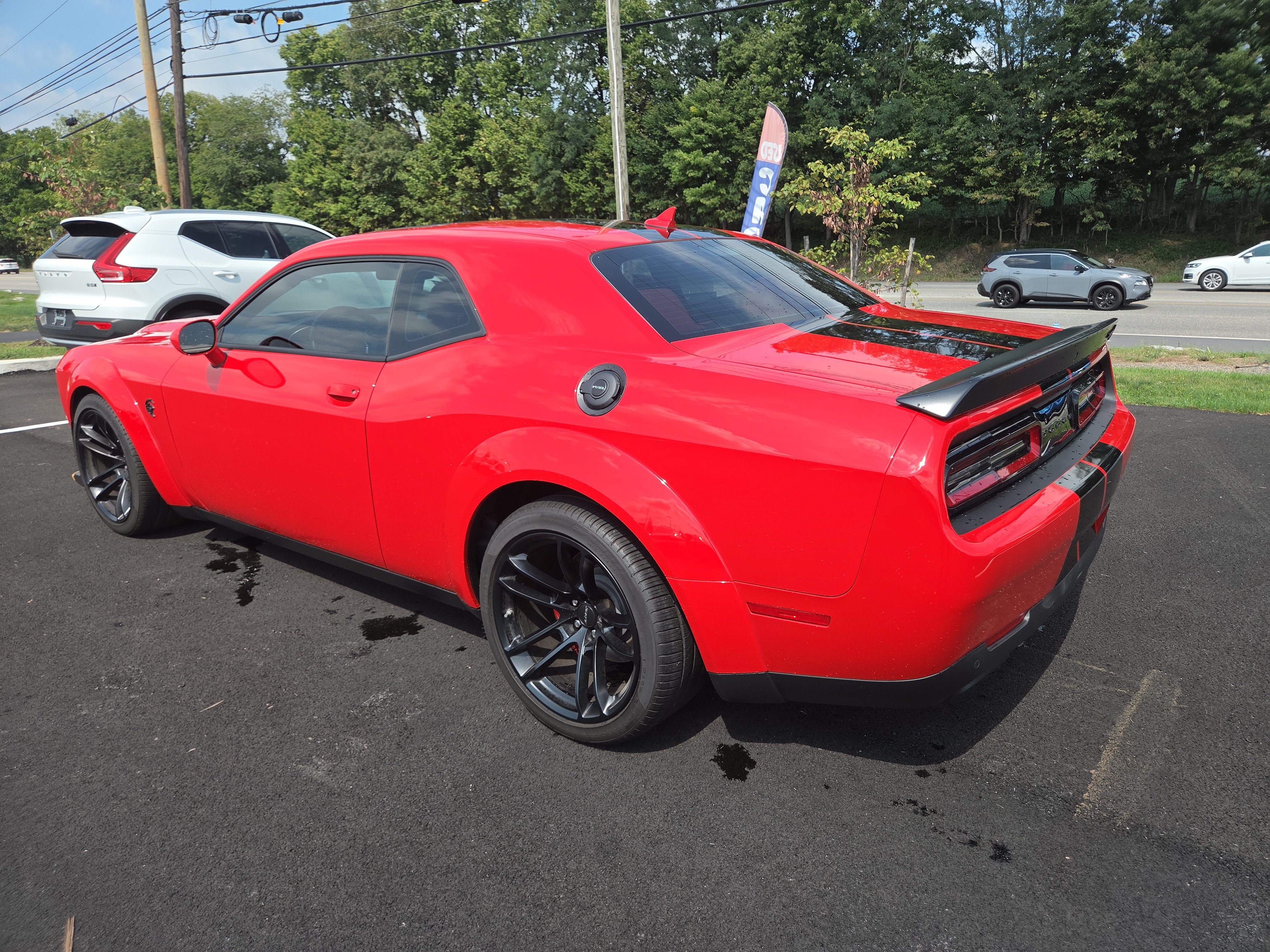 Used 2022 Dodge Challenger SRT Hellcat RWD image 12