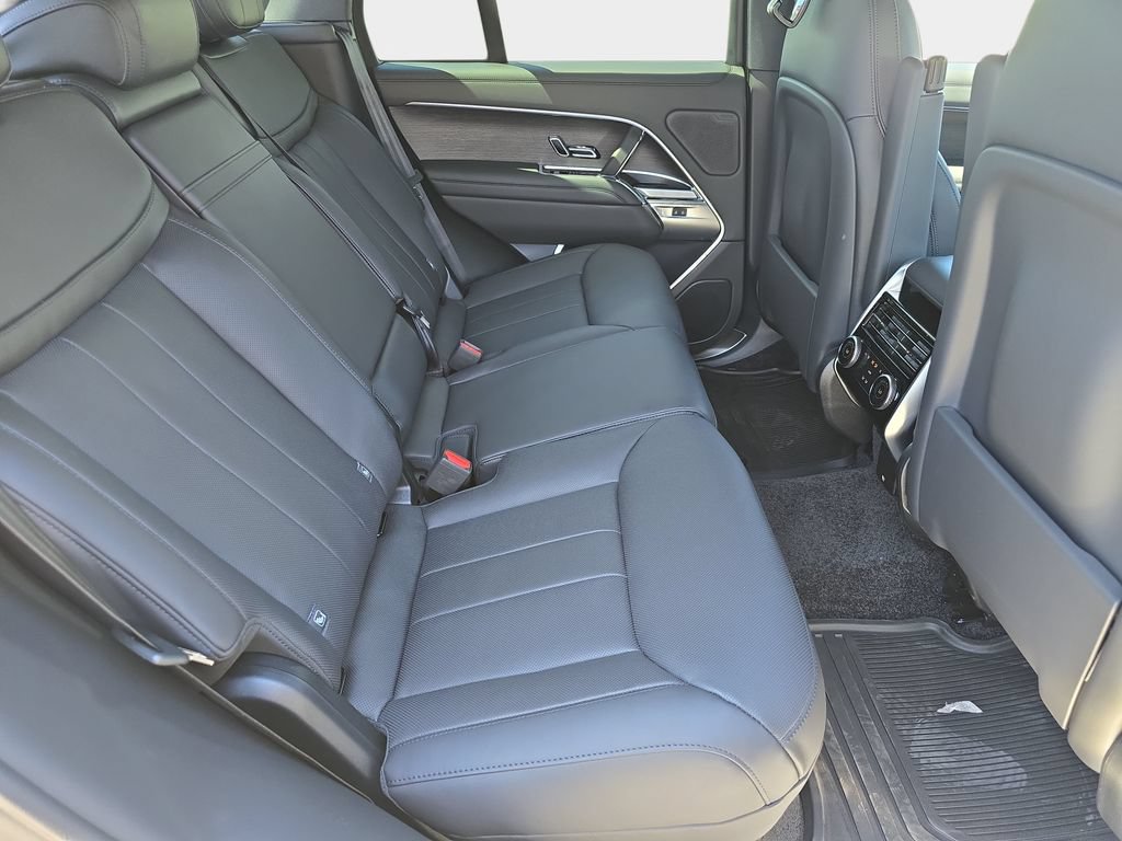 New 2027 Land Rover Range Rover SE AWD/4WD image 11