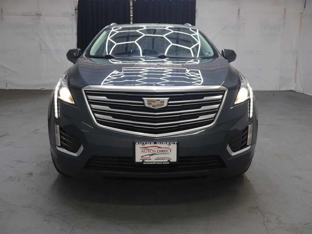 Used 2019 Cadillac XT5 Luxury FWD image 2
