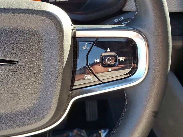 Used 2022 Polestar Polestar 2 w/ Pilot Package image 31