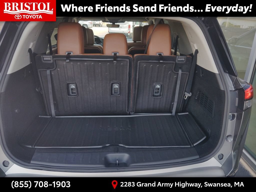 Used 2023 Nissan Pathfinder Platinum AWD/4WD image 34