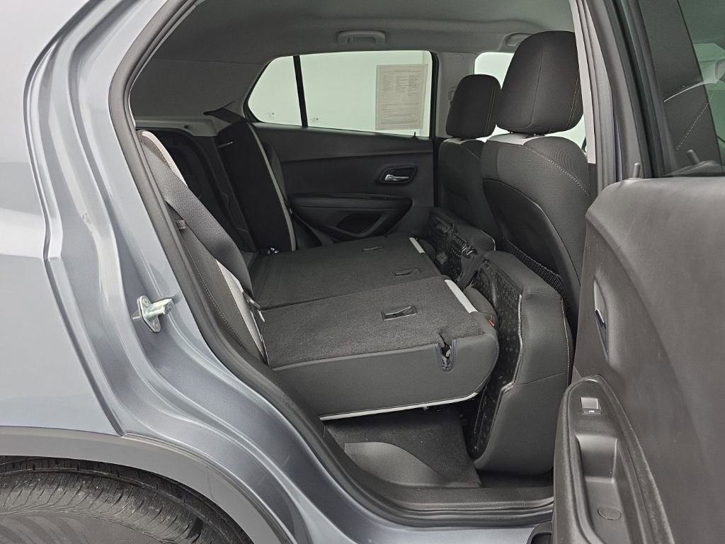 Certified 2020 Chevrolet Trax LS w/ Tint and Cruise Package FWD image 39