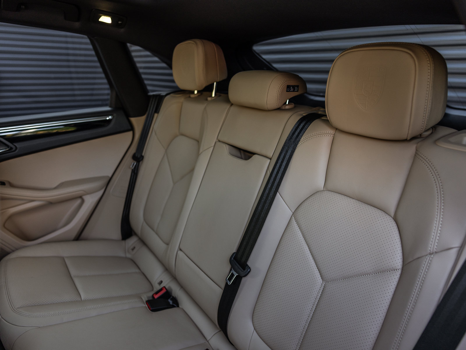 Certified 2026 Porsche Macan S AWD/4WD image 17