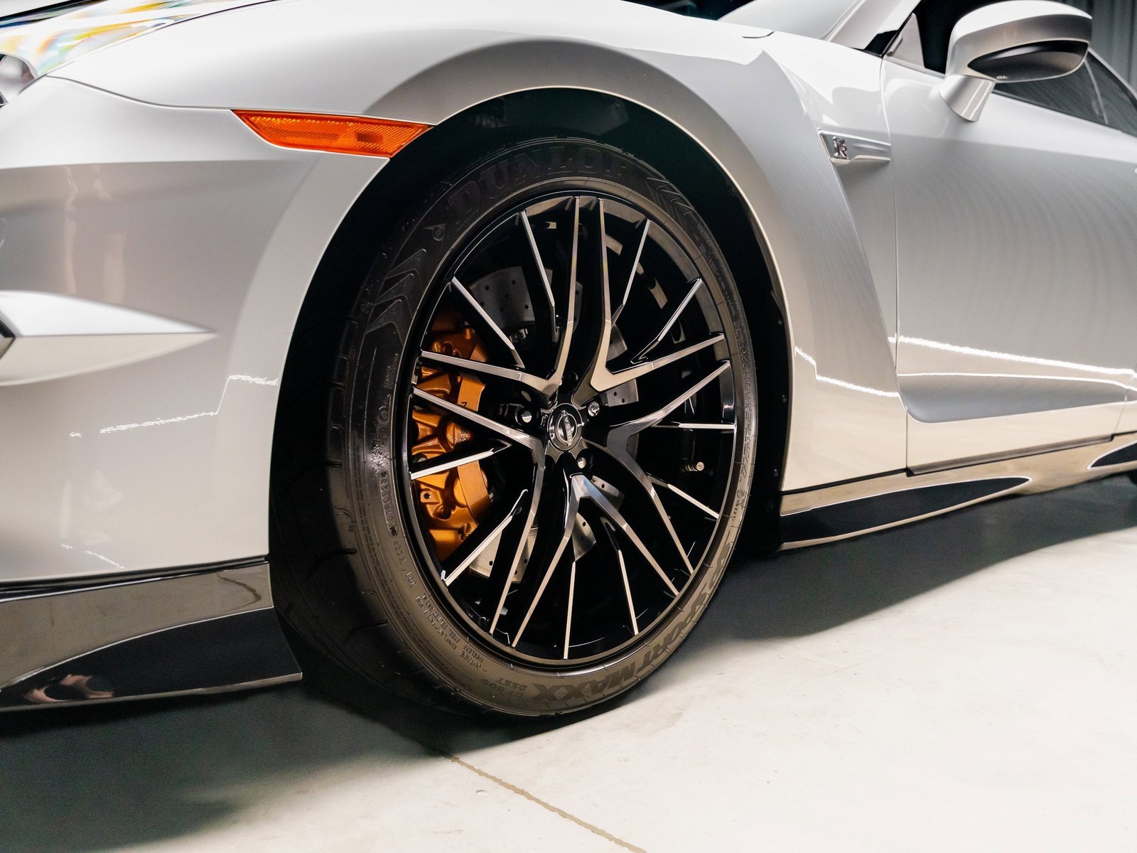 Used 2024 Nissan GT-R Premium w/ Floor Mat Package image 23