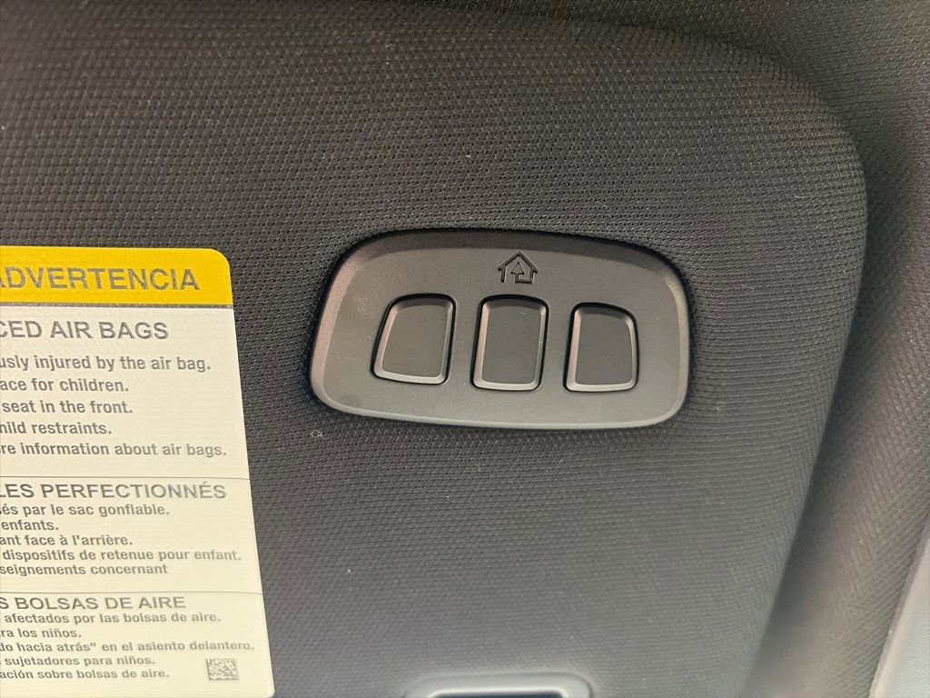 Used 2025 Ford Explorer ST-Line image 24