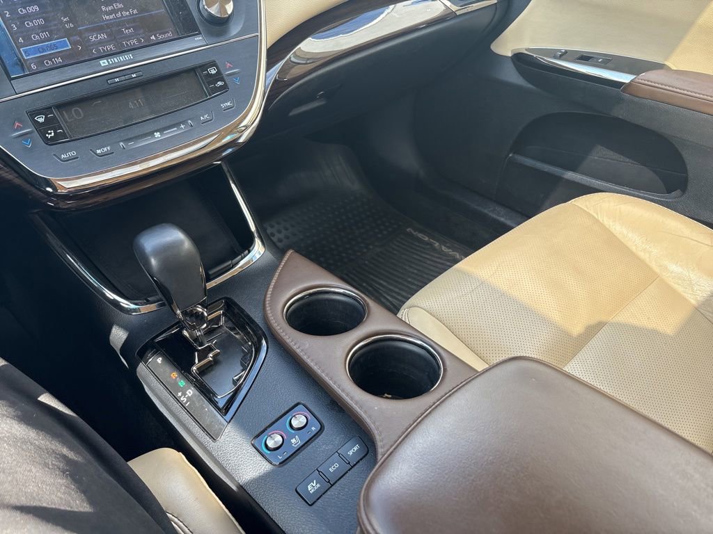 Used 2013 Toyota Avalon Limited FWD image 24
