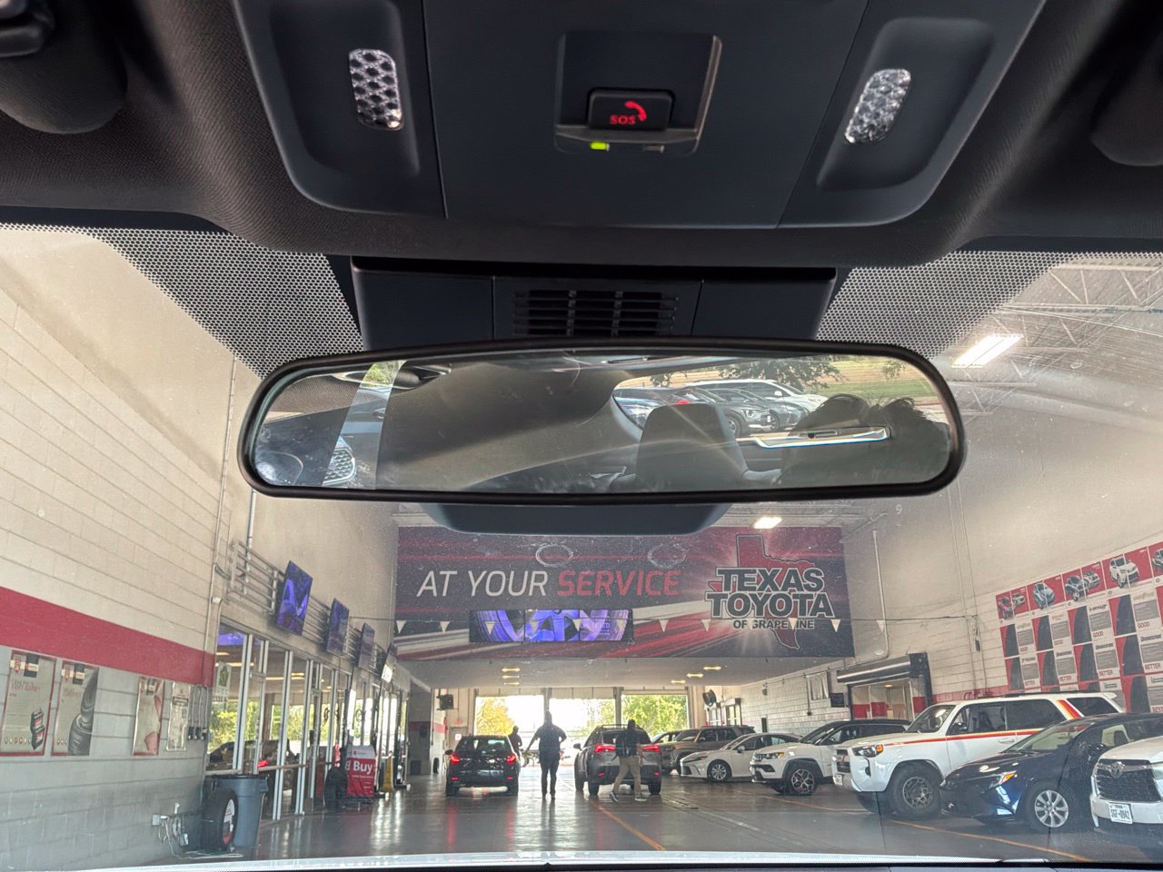 Used 2026 Toyota Camry SE FWD image 19