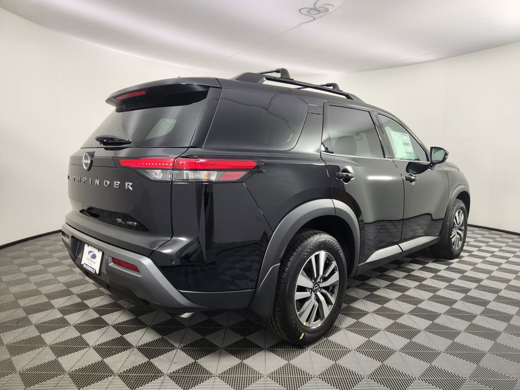 New 2026 Nissan Pathfinder SL image 5