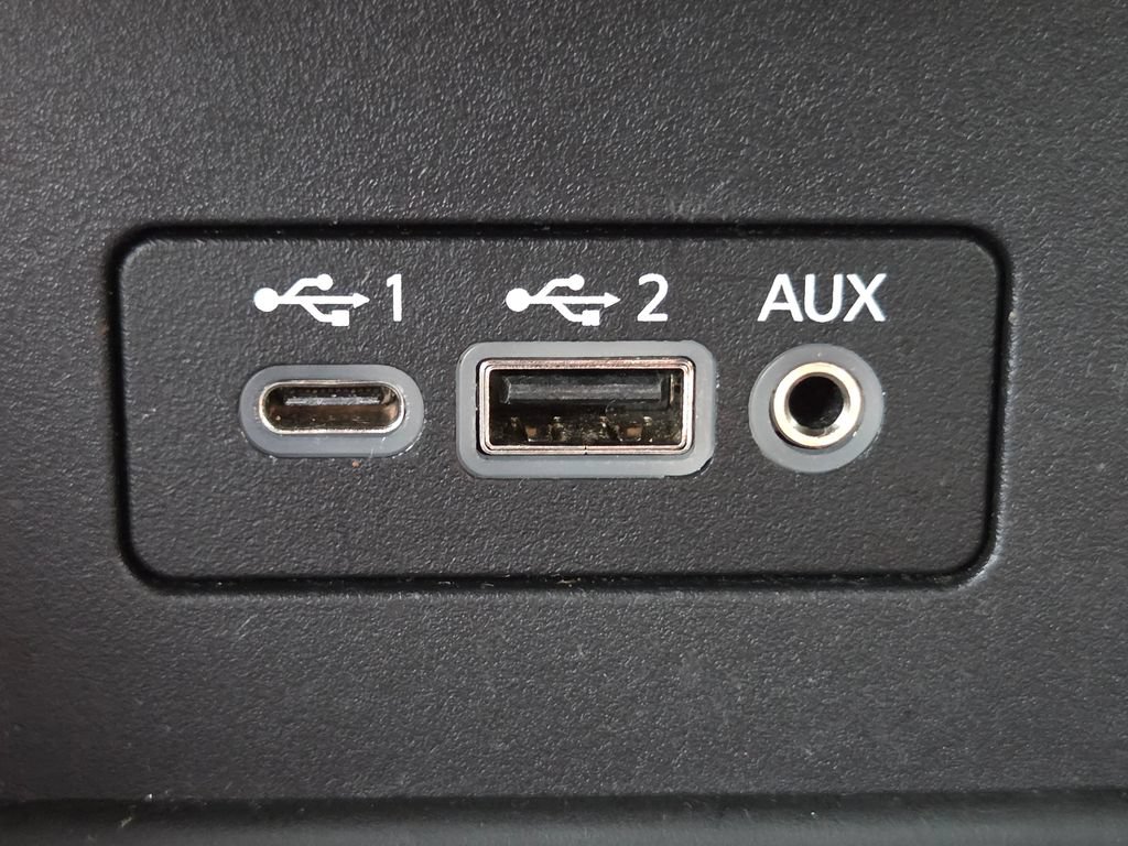Used 2023 Nissan Sentra SV w/ All-Weather Package FWD image 7