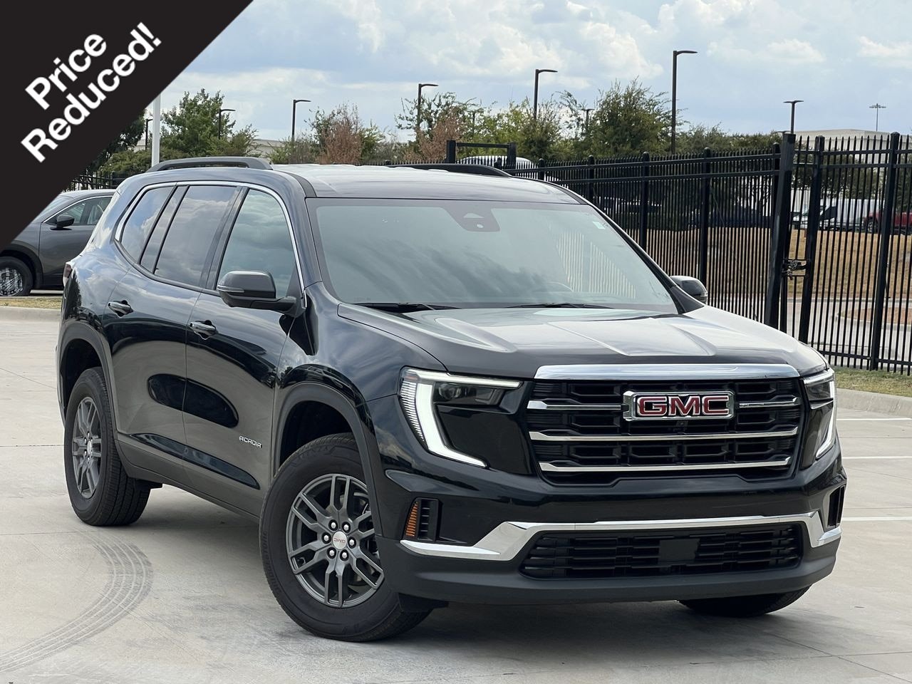 Used 2026 GMC Acadia Elevation