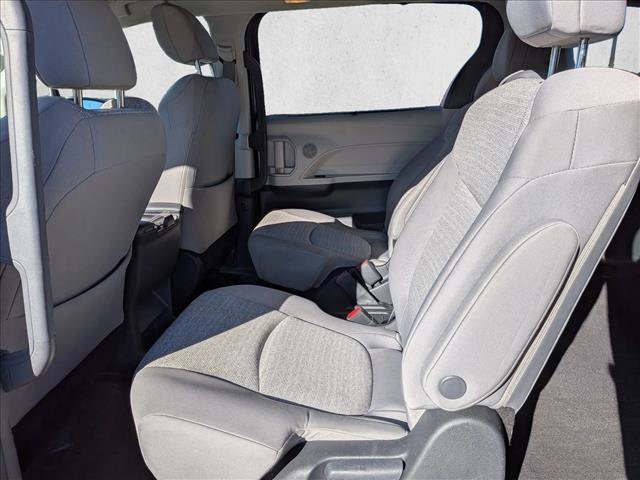 Used 2023 Toyota Sienna LE image 13
