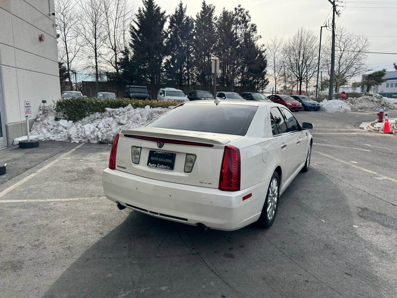 Used 2009 Cadillac STS w/ Preferred Equipment Group image 4