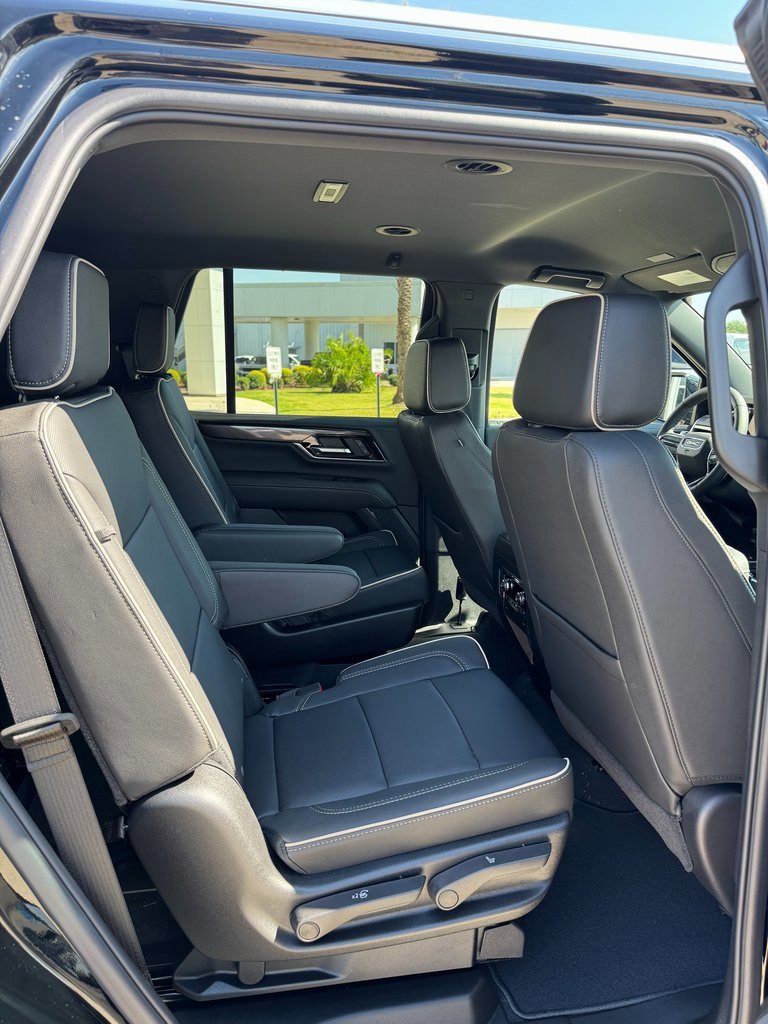 New 2026 GMC Yukon Elevation image 15