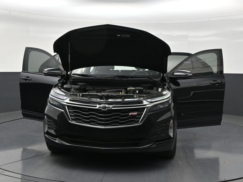Used 2023 Chevrolet Equinox RS w/ RS Leather Package FWD image 25