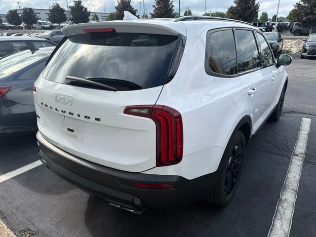 Used 2022 Kia Telluride EX w/ EX Premium Package AWD/4WD image 4