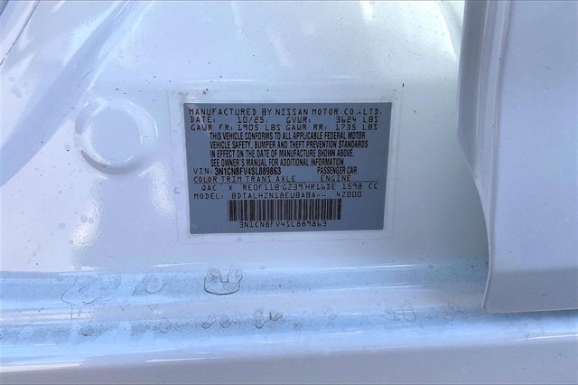 New 2025 Nissan Versa SR w/ Trunk Package image 13