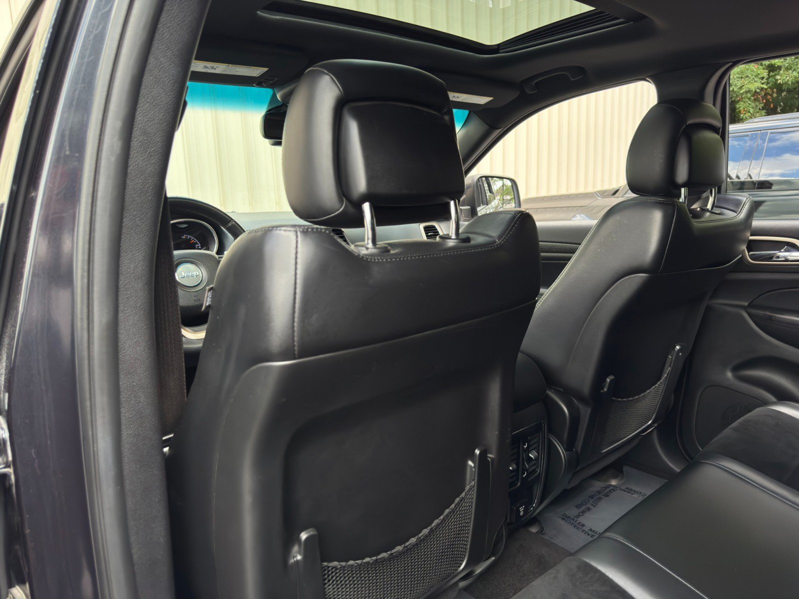 Used 2015 Jeep Grand Cherokee Altitude AWD/4WD image 37
