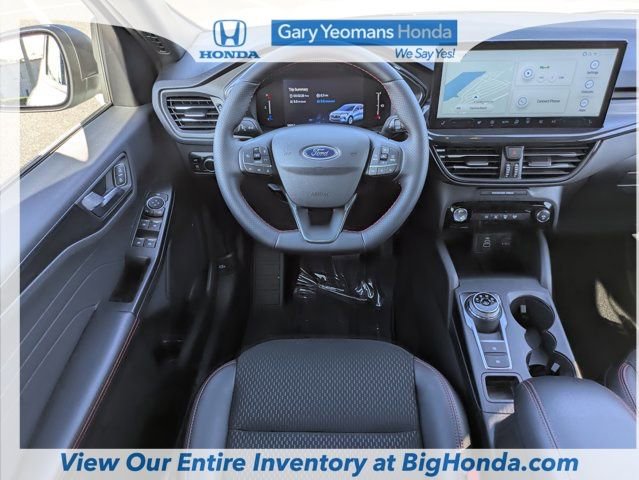 Used 2025 Ford Escape ST-Line w/ Equipment Group 301A image 16