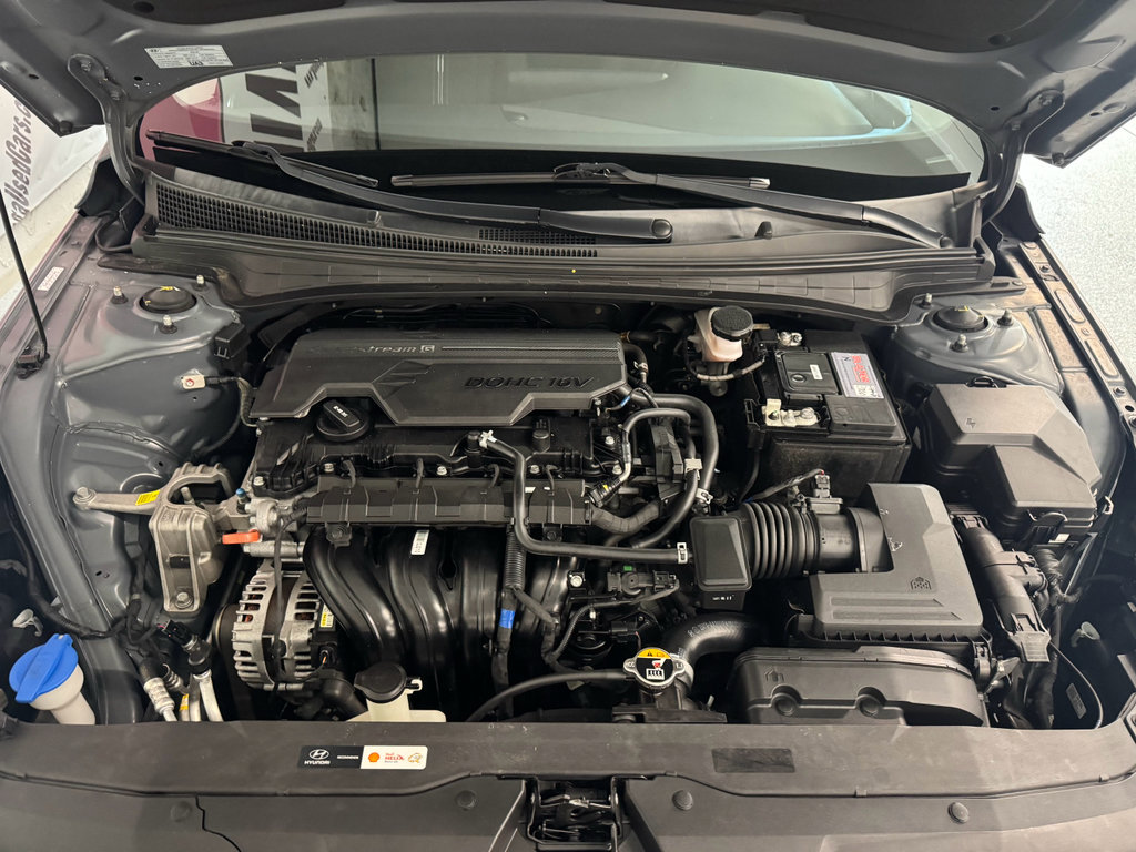 Used 2022 Hyundai Elantra SEL FWD image 6