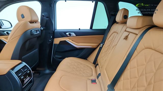 Used 2023 BMW X5 sDrive40i w/ Executive Package image 28