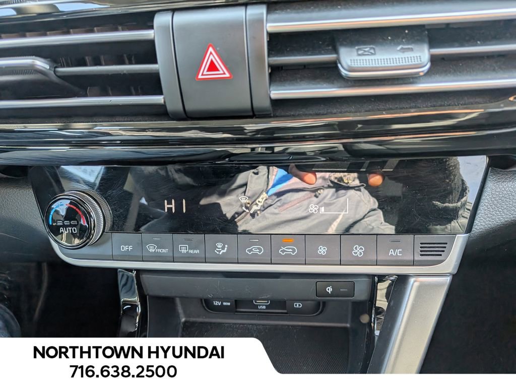 Used 2023 Kia Seltos EX image 19