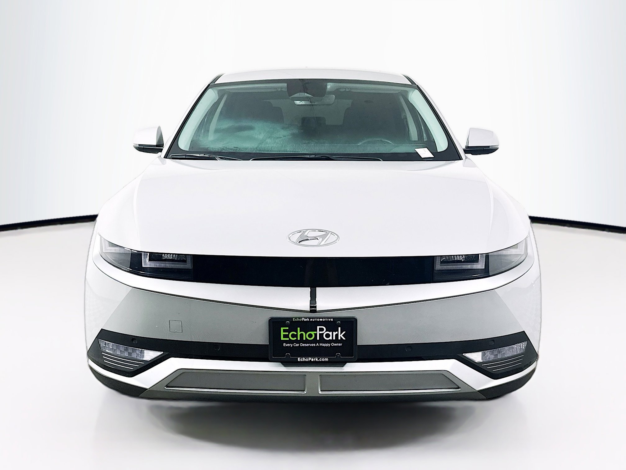 Used 2024 Hyundai Ioniq 5 SEL RWD image 2