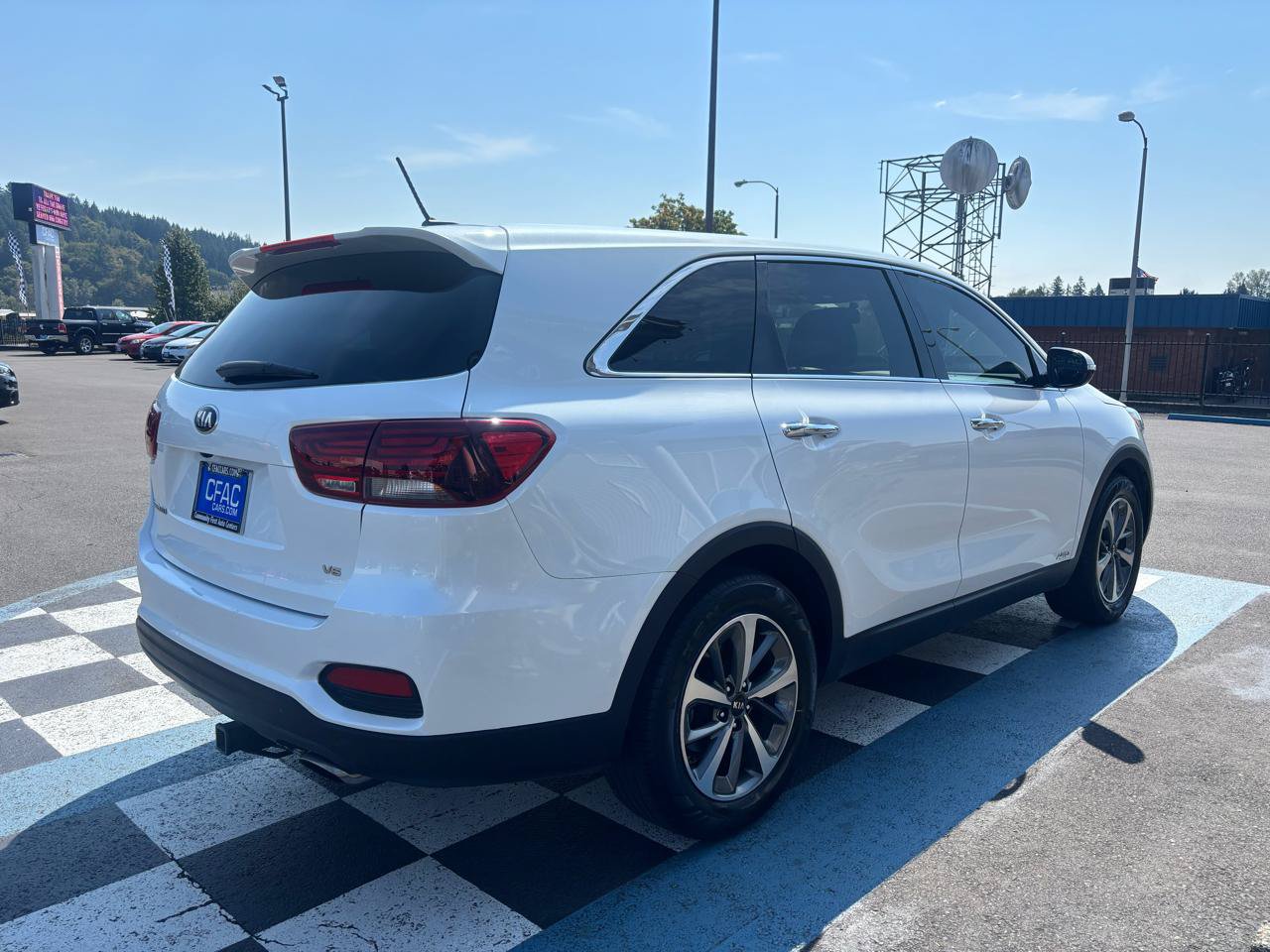 Used 2020 Kia Sorento AWD V6 image 5
