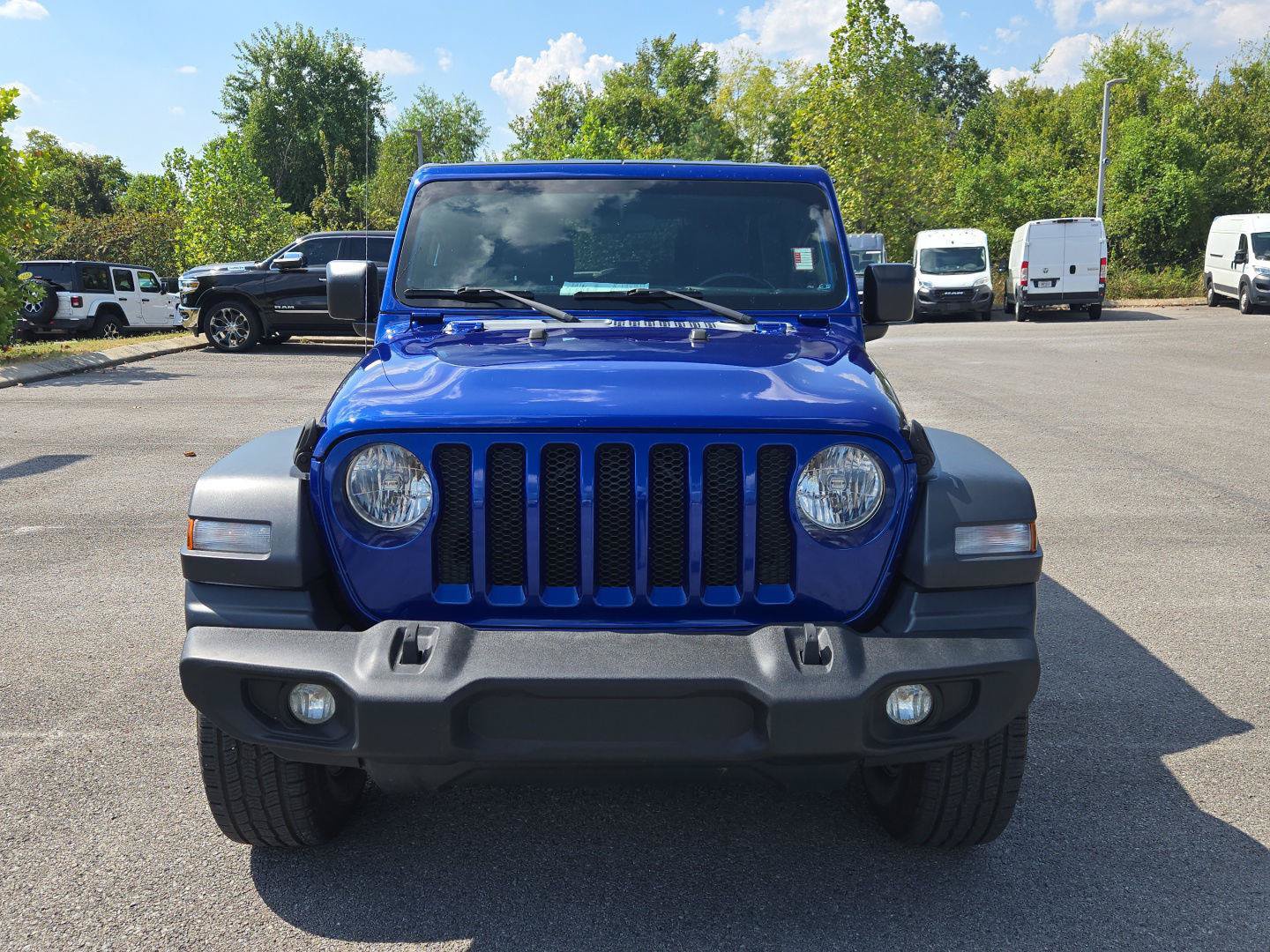 Used 2018 Jeep Wrangler Unlimited Sport S AWD/4WD image 2