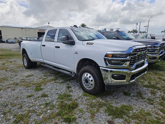 New 2026 RAM 3500 Tradesman image 3