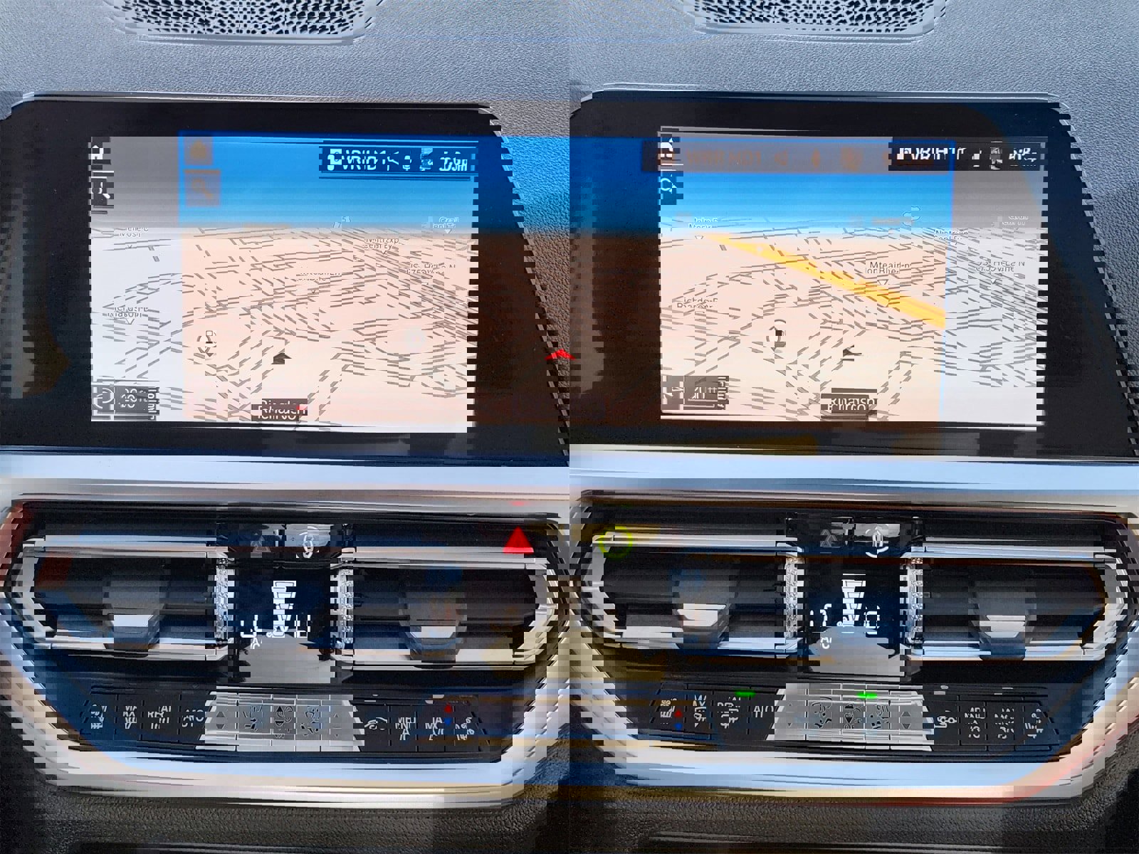 Used 2021 BMW M4 Coupe w/ M Carbon Exterior Package image 26