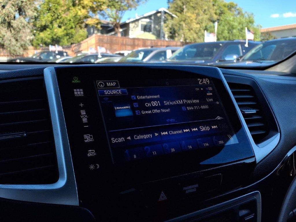 Used 2016 Honda Pilot Touring image 7