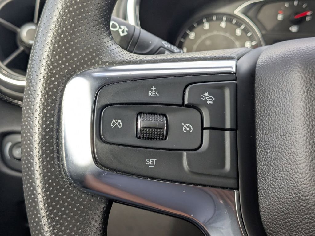 Used 2025 Chevrolet Blazer LT image 16