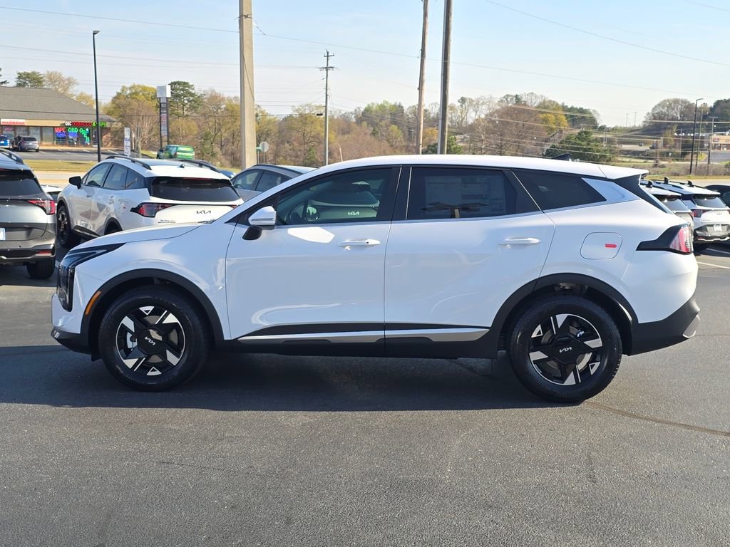 New 2026 Kia Sportage LX image 6