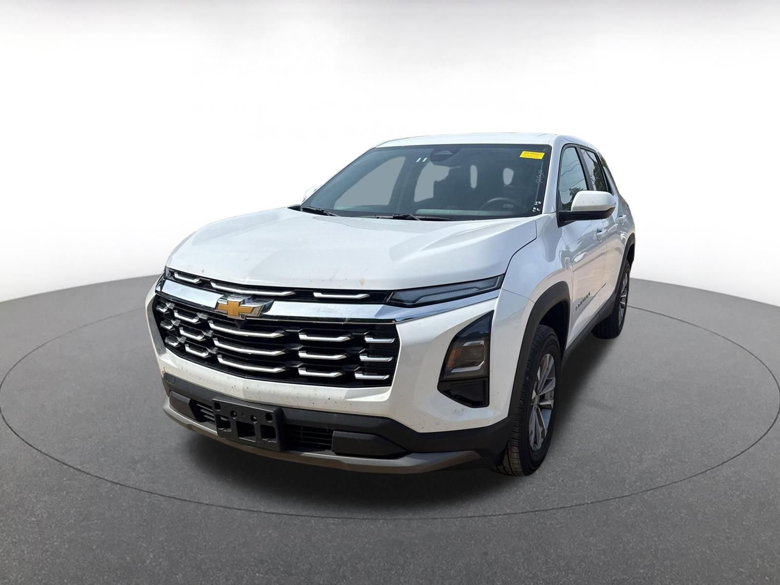 Used 2025 Chevrolet Equinox LT FWD image 9