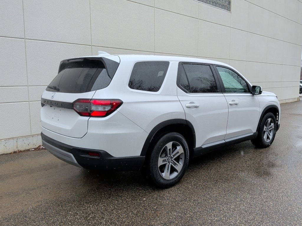 Certified 2024 Honda Pilot EX-L image 7