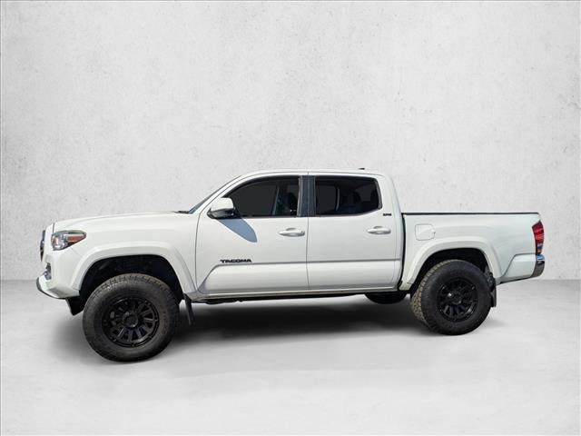 Used 2016 Toyota Tacoma SR5 w/ SR5 Appearance Package (SN) image 2