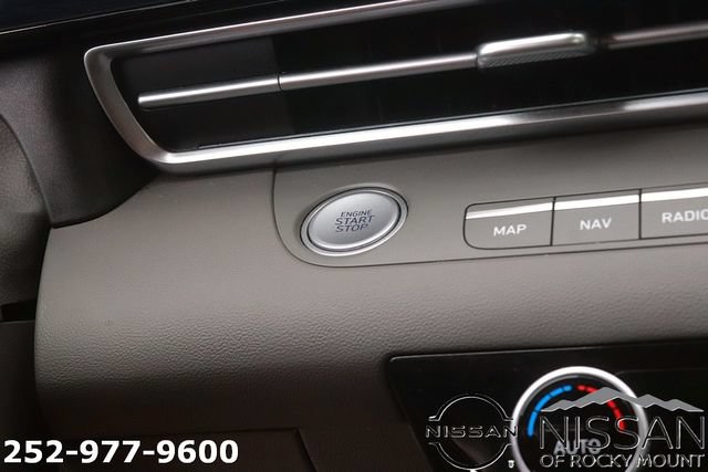 Used 2024 Hyundai Elantra SEL FWD image 20