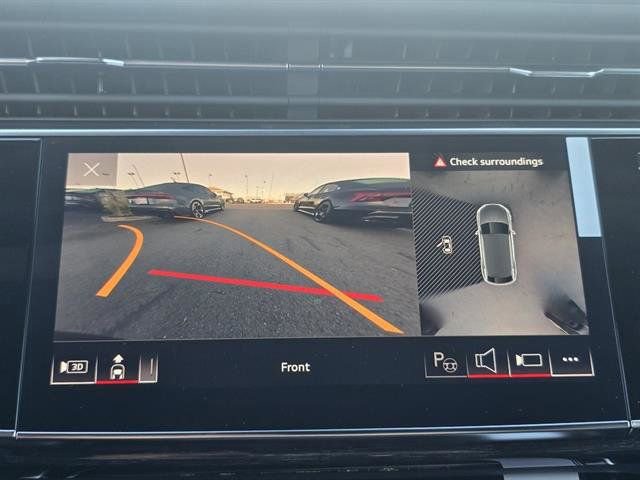 Certified 2024 Audi Q8 Prestige image 7