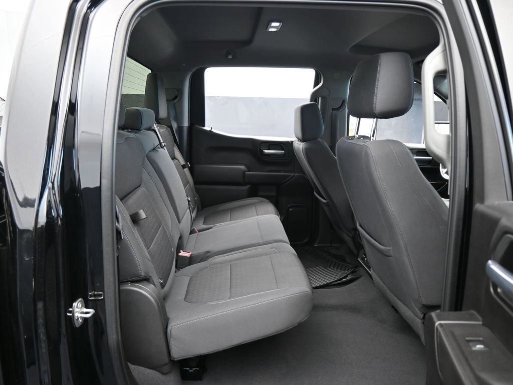 Used 2021 Chevrolet Silverado 1500 LT image 33