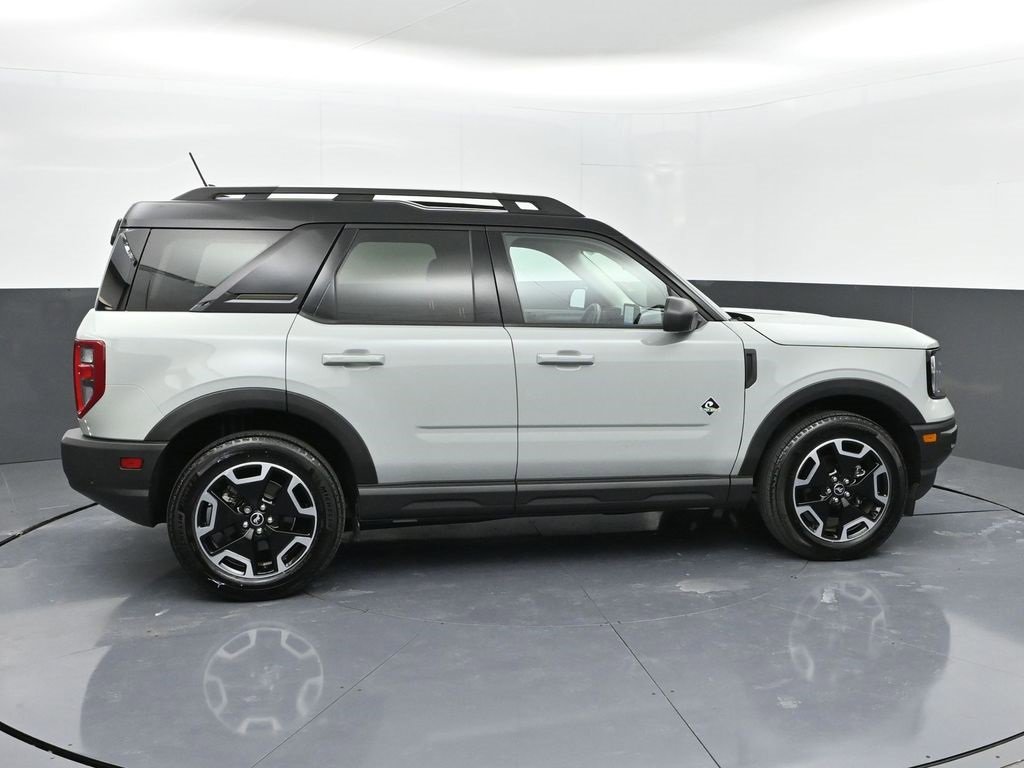 Used 2024 Ford Bronco Sport Outer Banks w/ Tech Package image 24