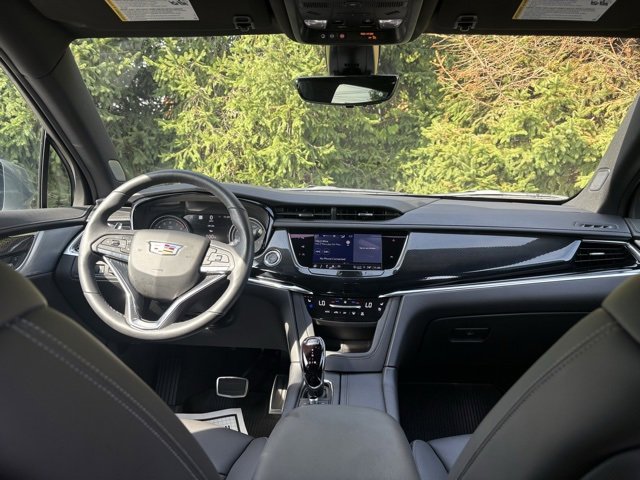 Certified 2024 Cadillac XT6 Sport w/ Technology Package image 26