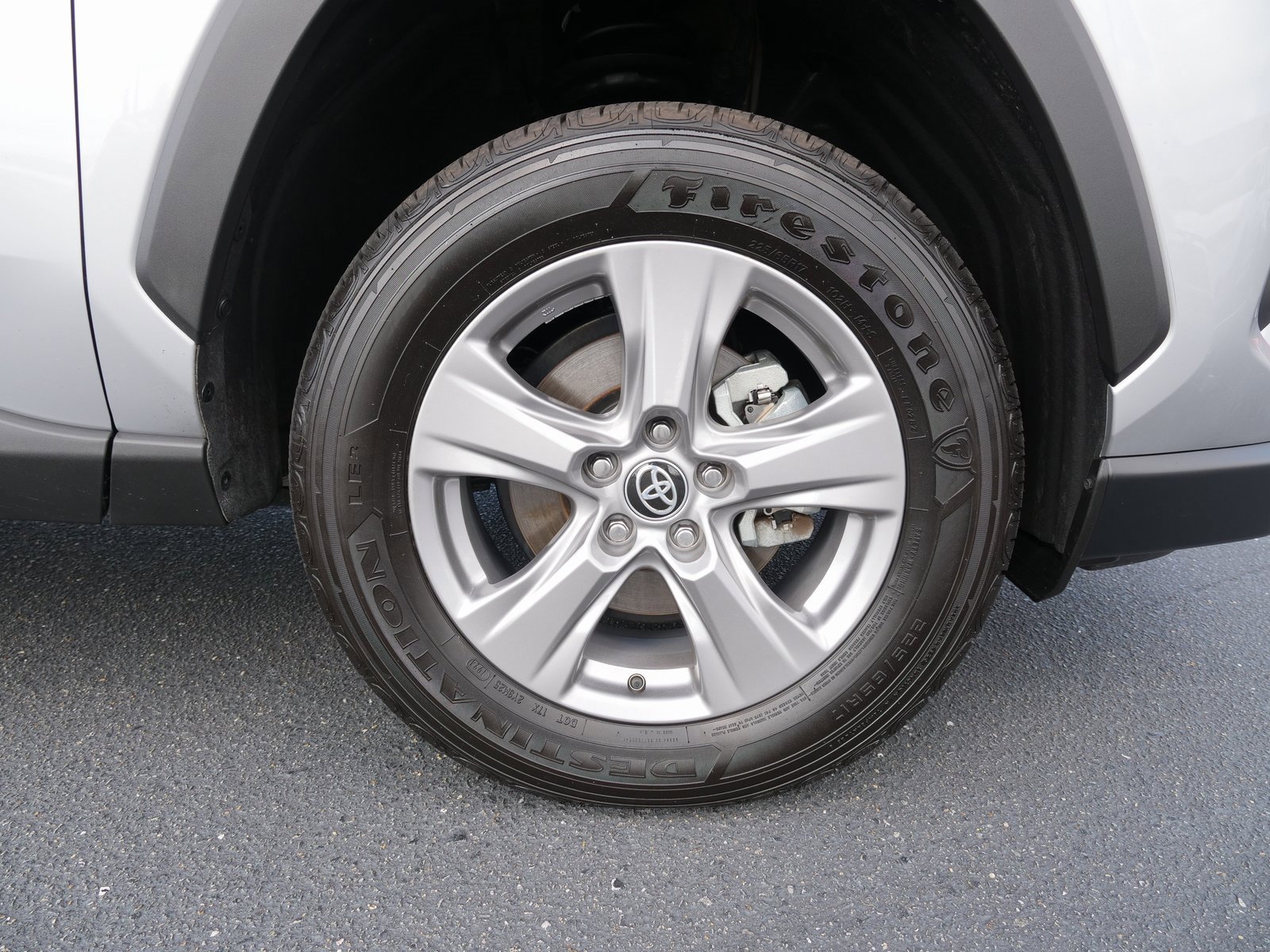 Used 2024 Toyota RAV4 XLE image 10