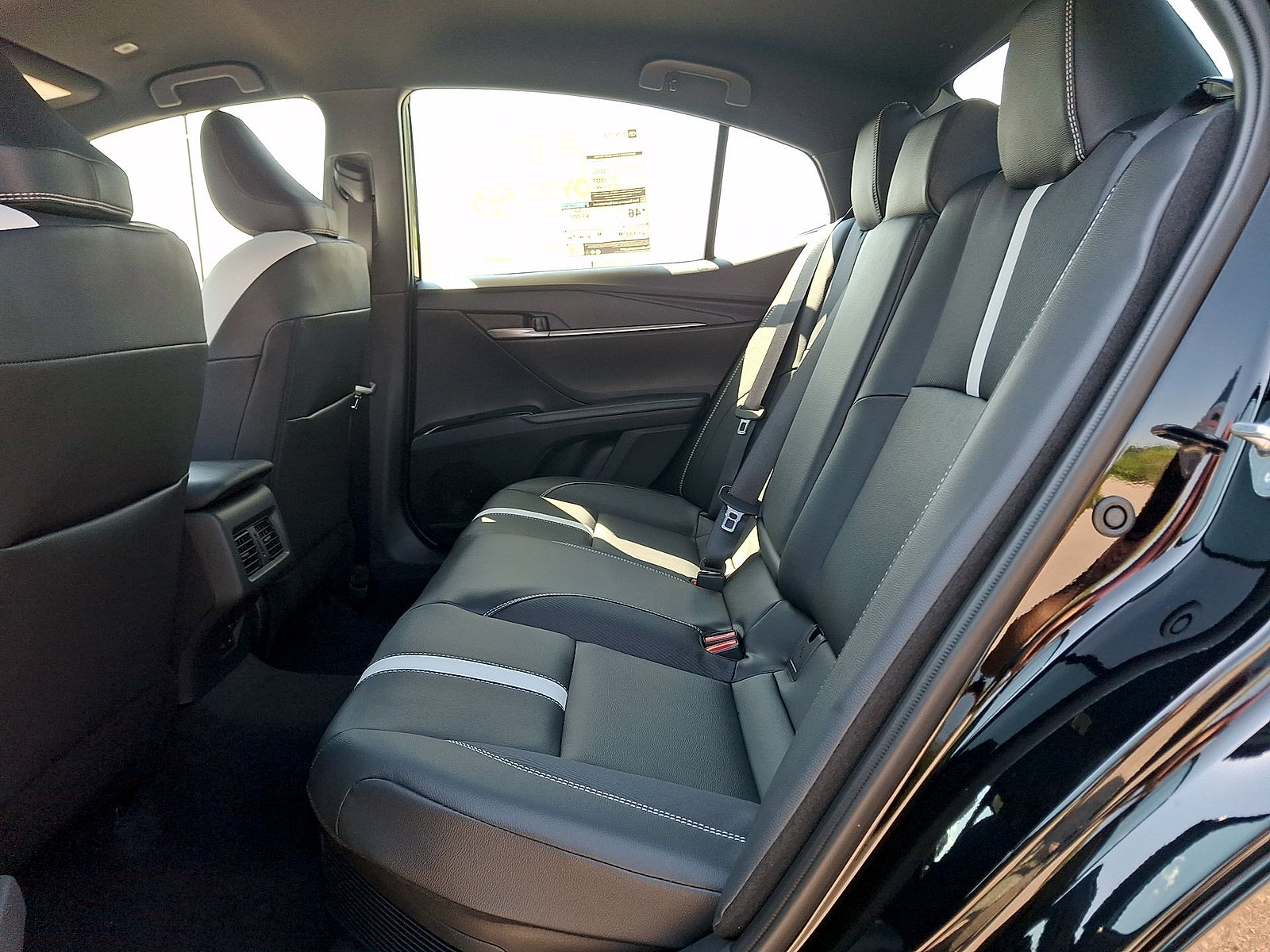 New 2026 Toyota Camry SE w/ Convenience Package FWD image 13