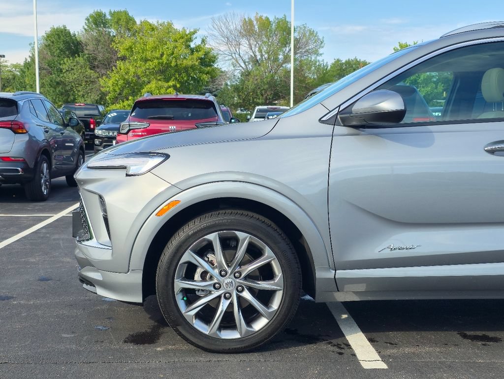 Used 2024 Buick Encore GX Avenir w/ Avenir Convenience Package FWD image 33