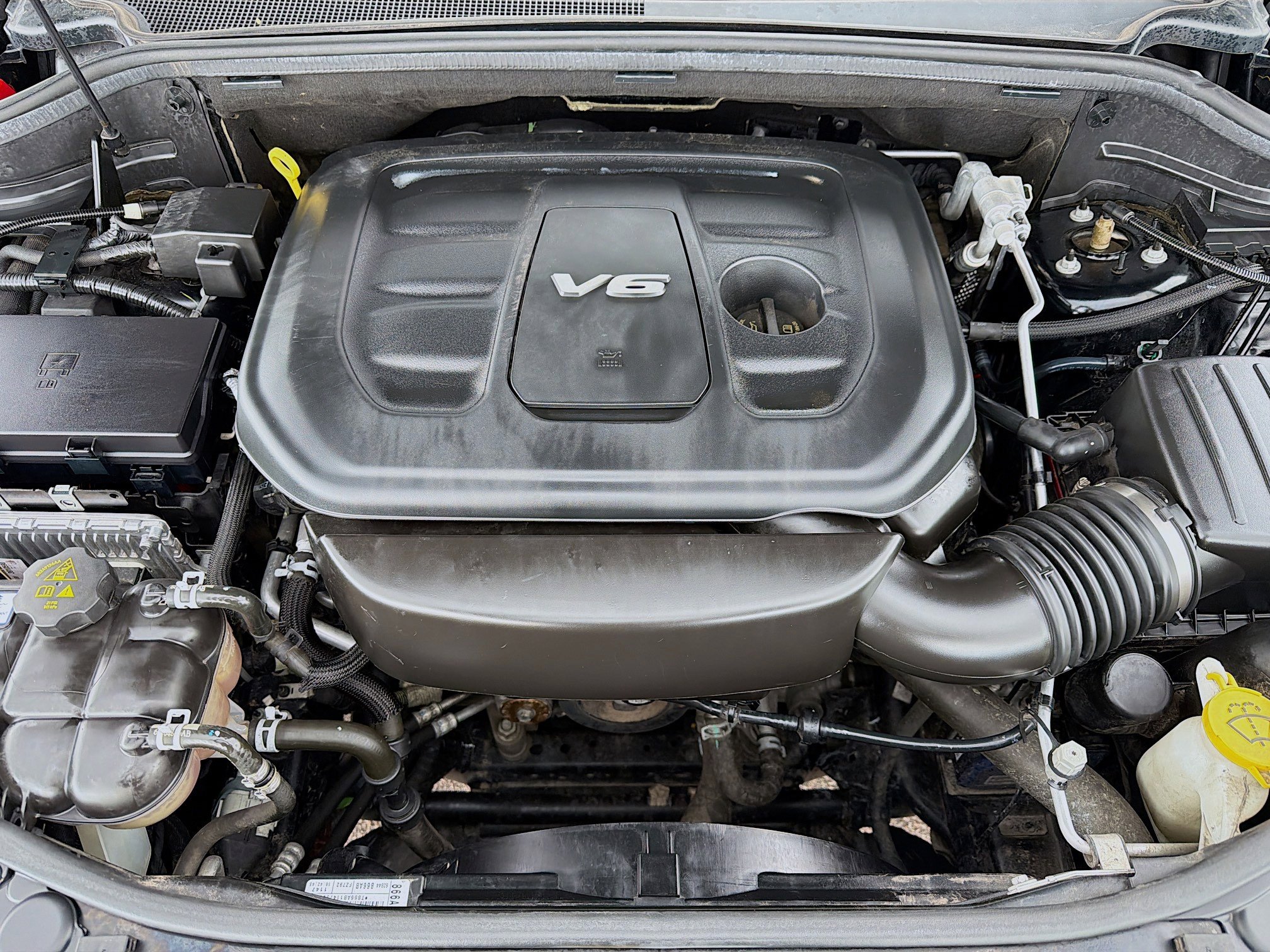 Used 2017 Jeep Grand Cherokee Overland w/ Jeep Active Safety Group image 36