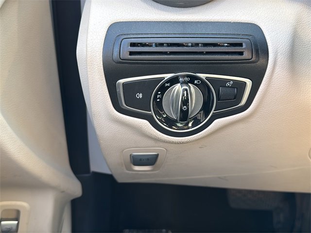 Used 2016 Mercedes-Benz GLC 300 4MATIC image 20