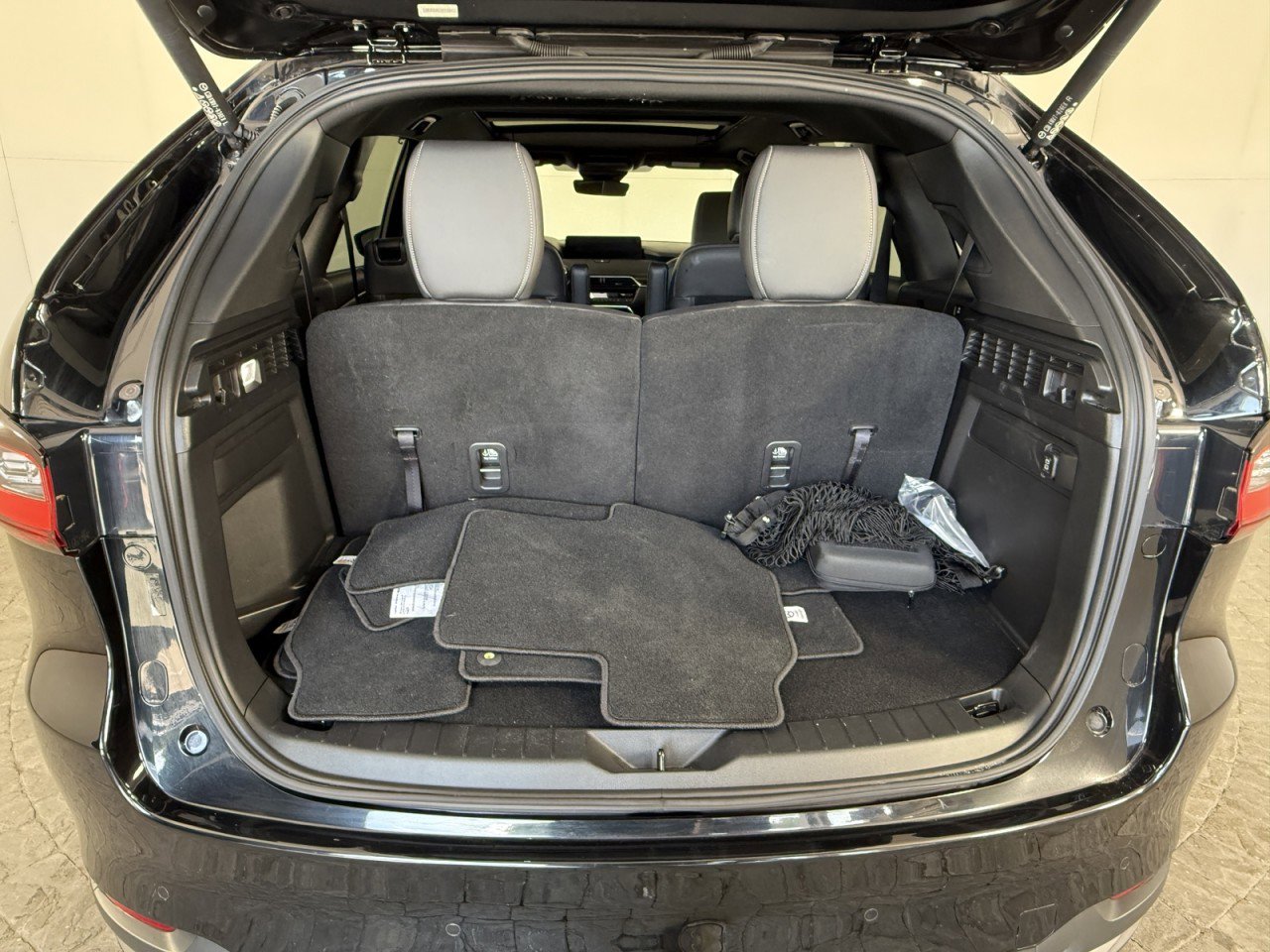 Used 2024 MAZDA CX-90 3.3 Turbo S w/ Premium Package image 8