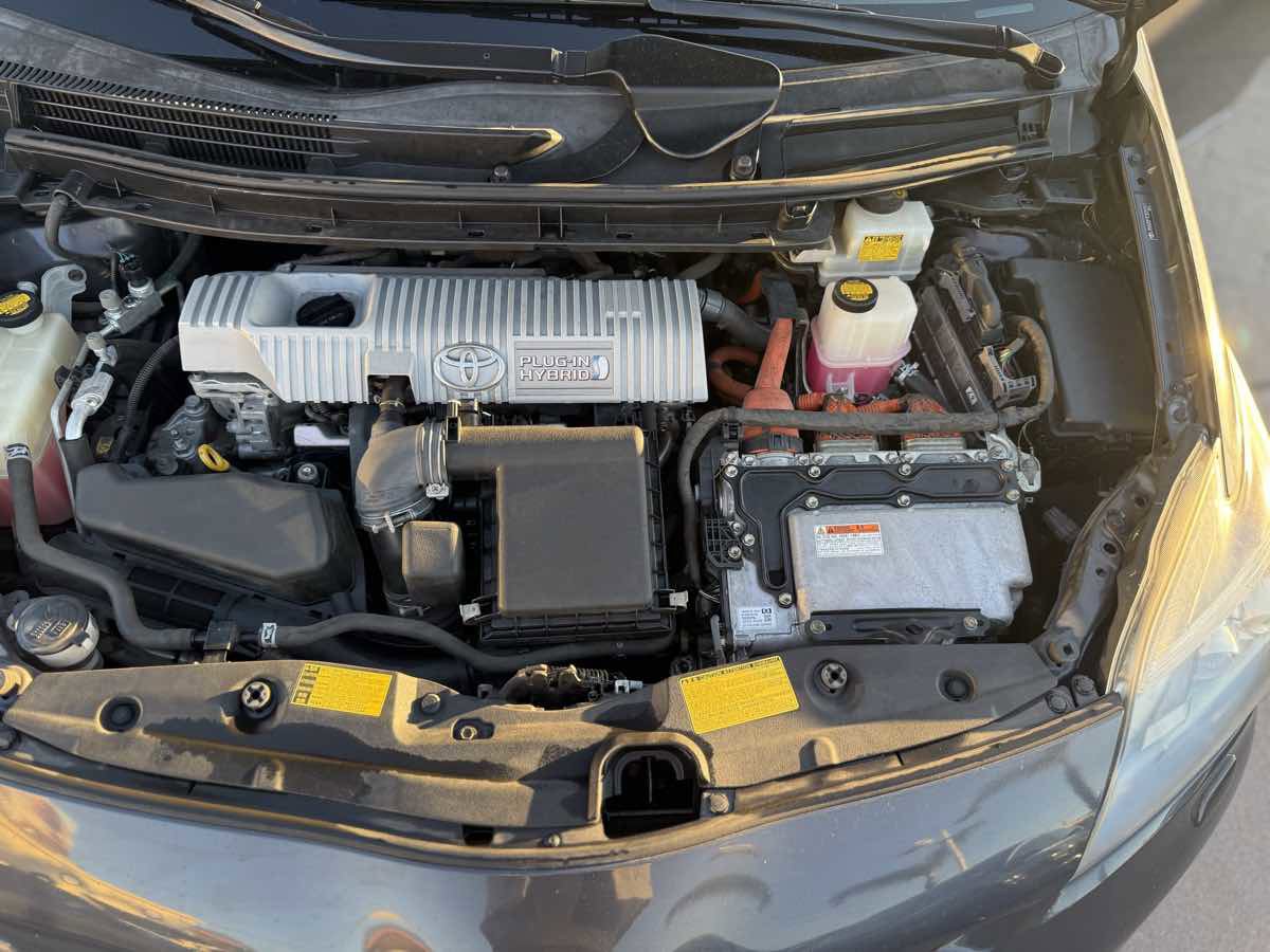 Used 2012 Toyota Prius Prime Advanced image 29